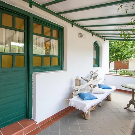 Athina Vakantiehuis Skiathos-stad